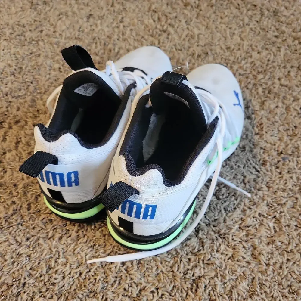 Puma Mens Axelion Refresh Size 6.5 White with green trim